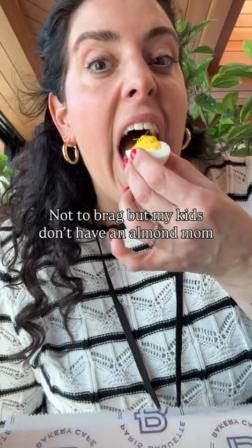 Video by Jeanette Donnarumma | Food Trends + Easy Recipes on March 26, 2026.